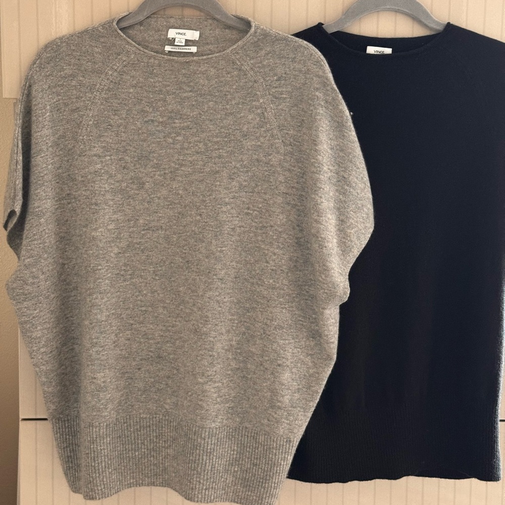Vince Raglan No Sleeves Cashmere Sweaters in Gray. ( Bundle of two)
